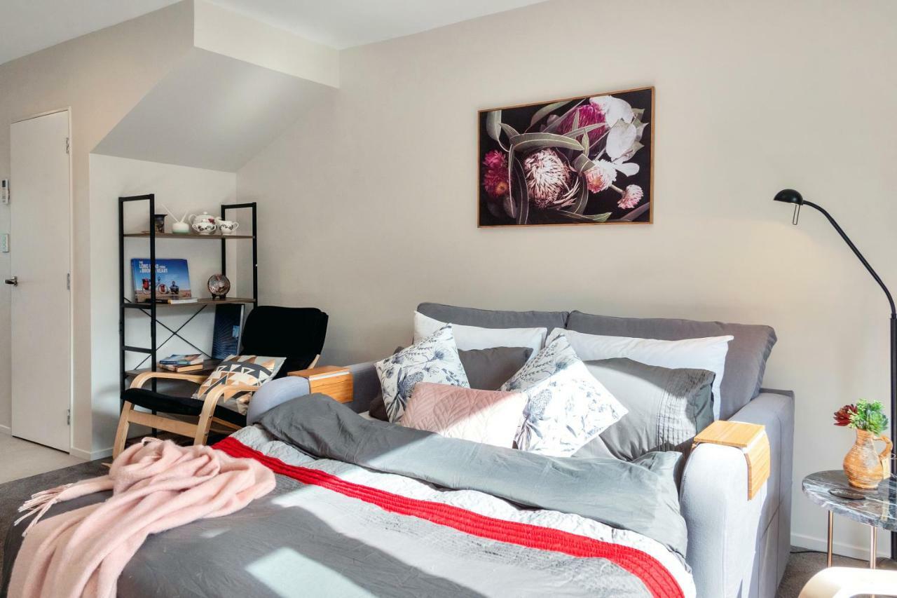 Greenwich Townhouse With Parking And Air-Con Auckland Extérieur photo